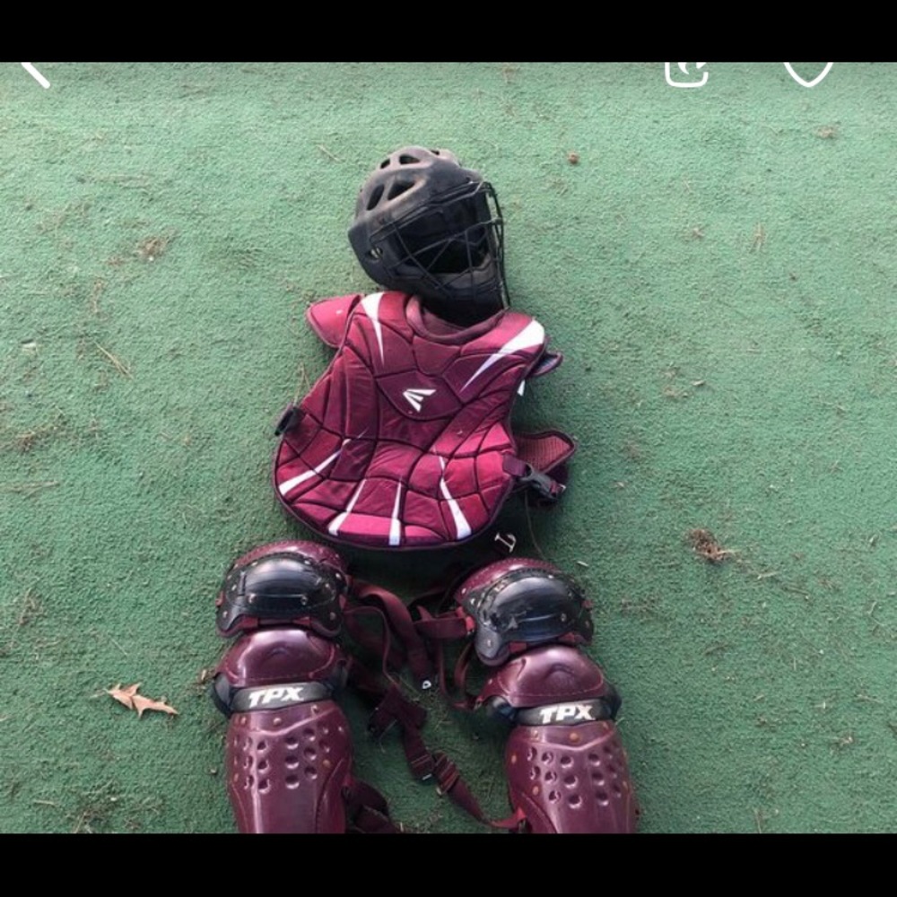 Maroon catching gear